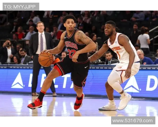 1992年公牛队与尼克斯队经典对决回顾及其对NBA历史的影响分析 1992年公牛队与尼克斯队经典对决回顾及其对NBA历史的影响分析