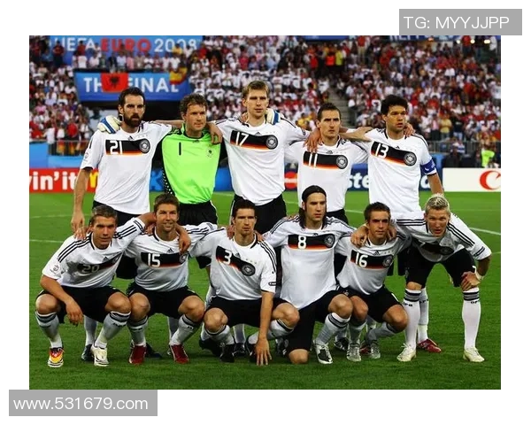 2010年欧洲预选赛德国队与土耳其队激战回顾与精彩瞬间分析